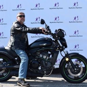 Meet your Posher, Robert